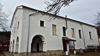 Църква "Свети Архангел Михаил" - Поповяне — Поповяне
