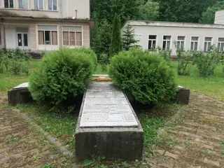 Паметник на свободата на България - с.Стоките — Стоките