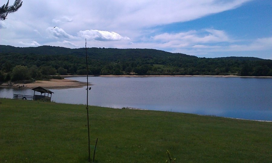 Язовир "Синята река"