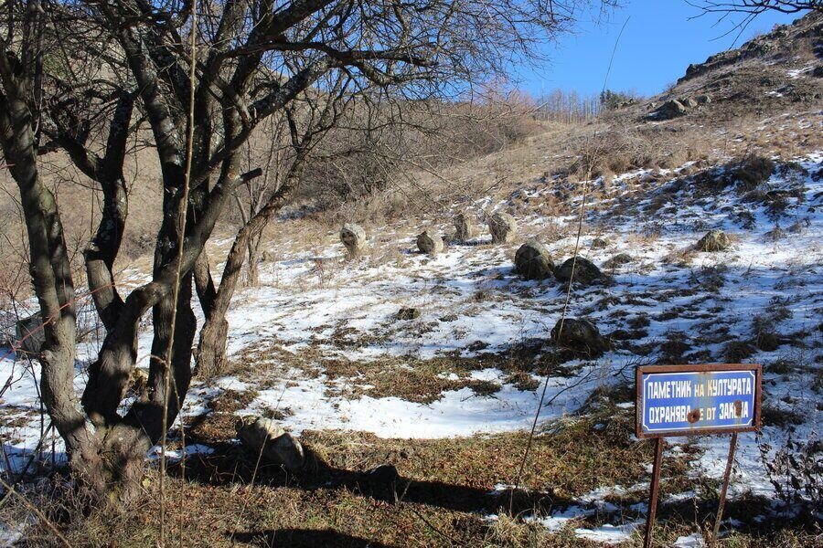 Латинското гробище - Гърло