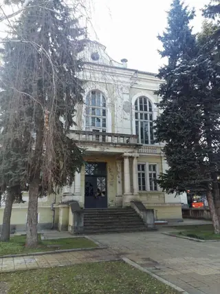 Сграда на Окръжната сметна палата - Велико Търново — Велико Търново