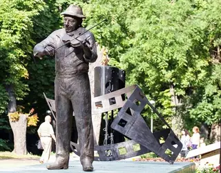 Паметник на Тодор Колев - Шумен — Шумен