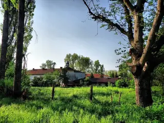 Устремски манастир "Св. Троица" - Устрем — Устрем