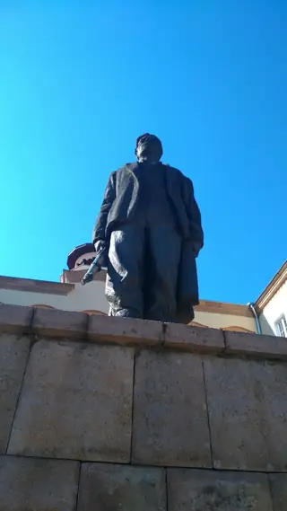 Партизански паметник - Брацигово — Брацигово