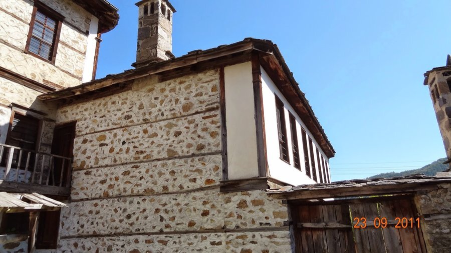 Агушеви конаци - Могилица