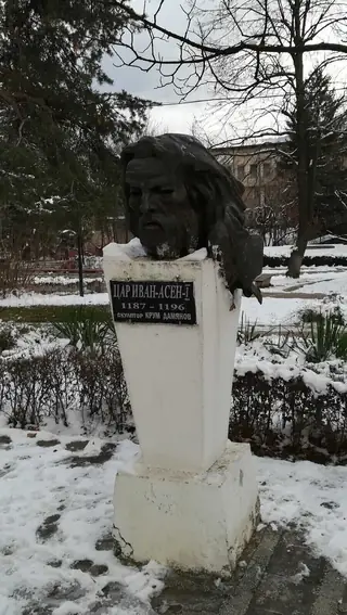 Паметници на българските владетели - Ракитово — Ракитово