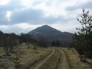Големи връх - Ерул — Горна Секирна
