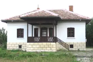 Добруджанска къща с етнографска експозиция - Гарван — Гарван