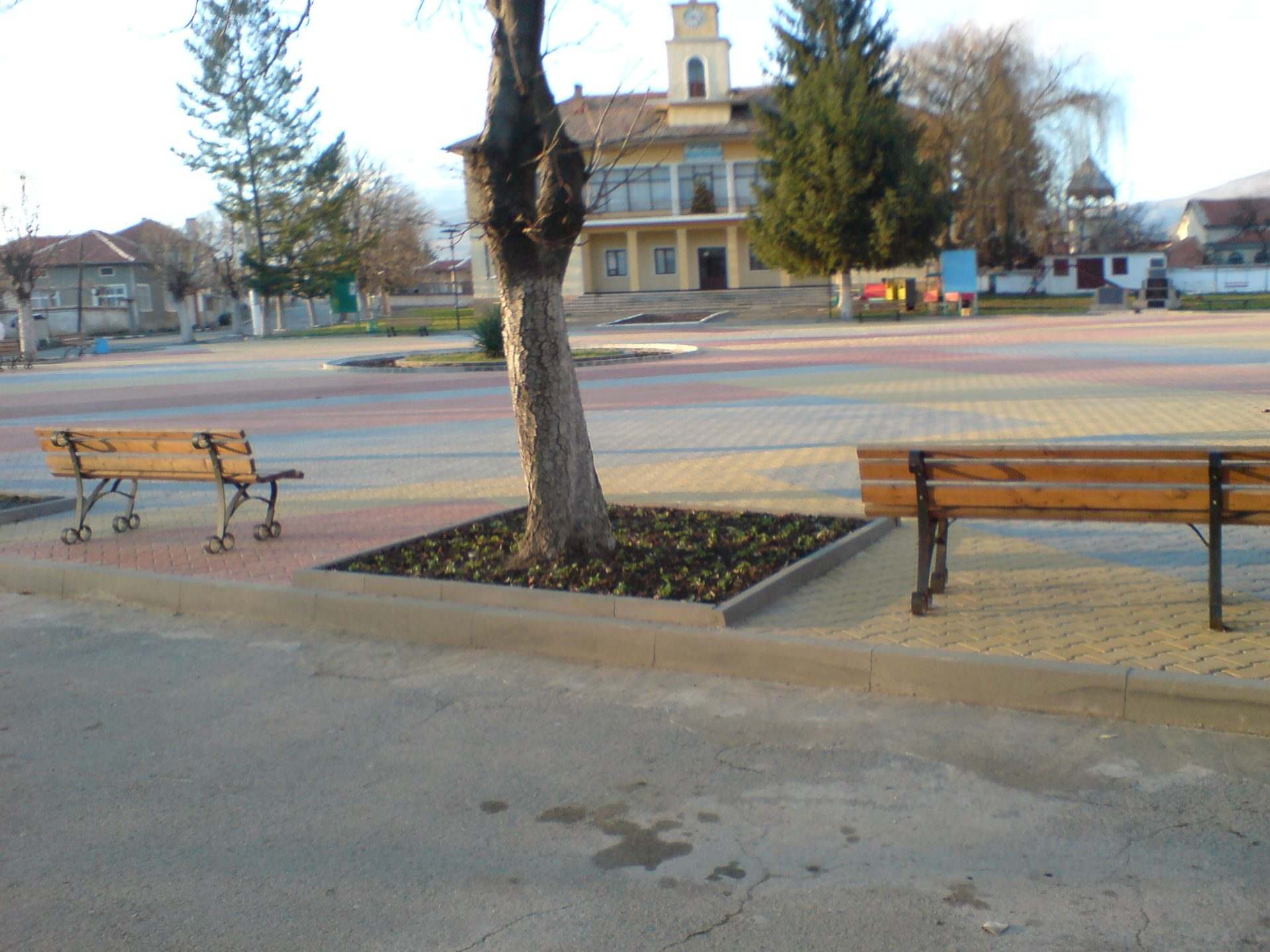 Долно Сахране