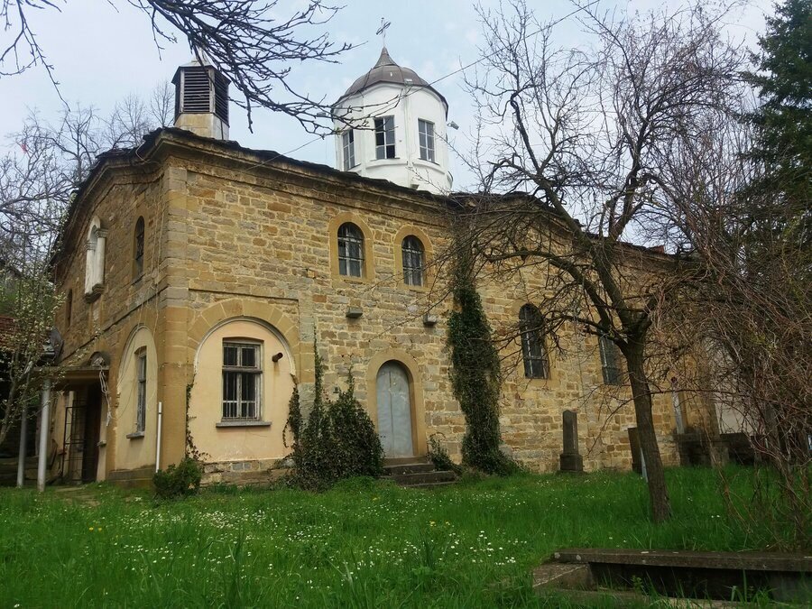 Църква "Св. Петка" - с.Дебнево