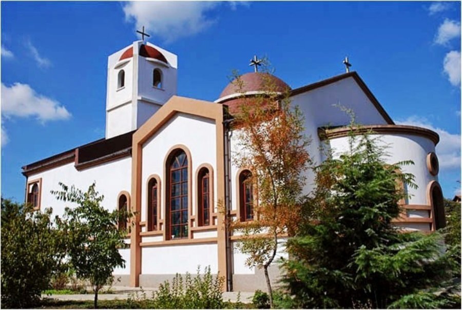 Храм "Св. Николай Чудотворец" - Сарафово