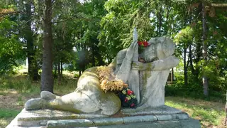 Паметник на Гита Господинова — Свобода