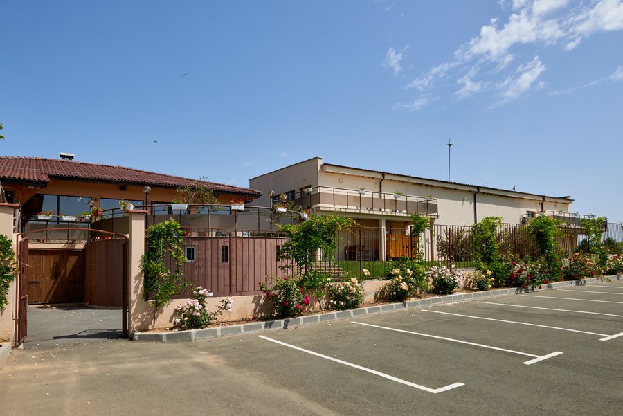 Винарска изба Страцин