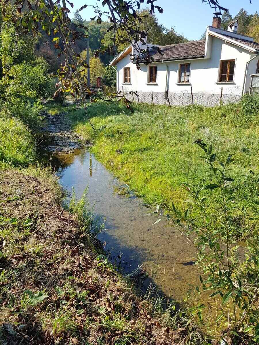 Жълтешка река - с. Жълтеш