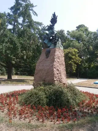 Паметник на Антон Новак - Варна — Варна