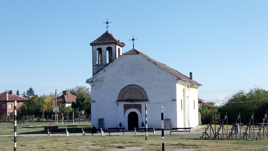 Храм "Рождество на Пресвета Богородица" - Дунавци