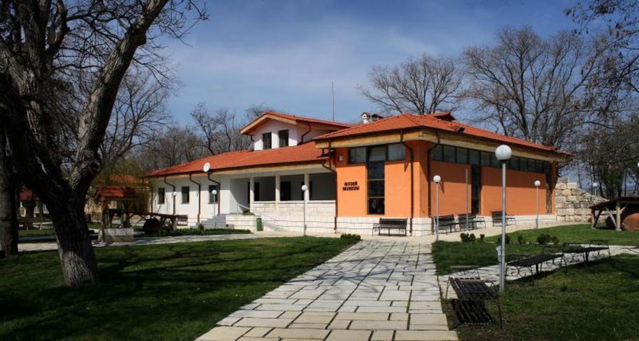 Музей в НИАР "Плиска"