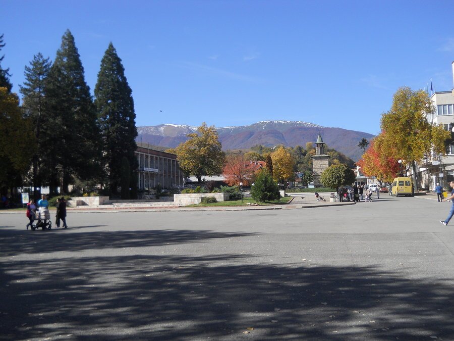 Площад "Йордан Радичков" - Берковица