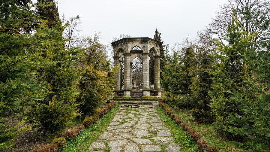 Текето "Ак Язълъ баба - Св. Атанас" - Оброчище