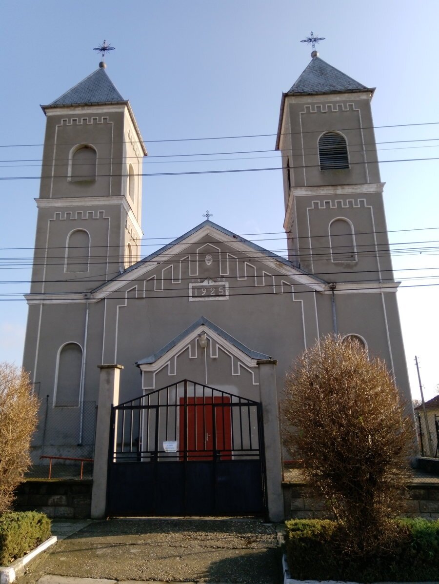 Енорийска църква "Свети Антоний Падуански" - Белене