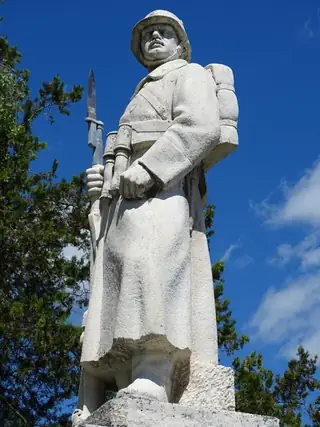 Паметник на загиналите за родината - с. Петрич — Петрич