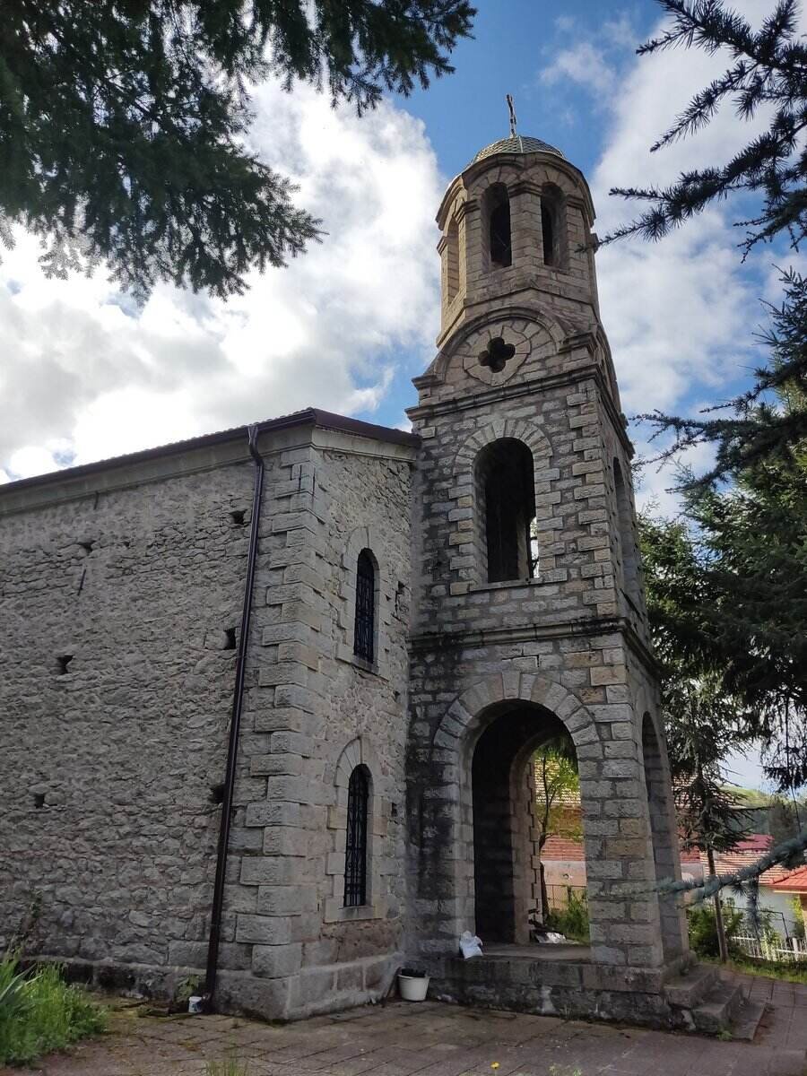 Църква "Рождество Богородично"