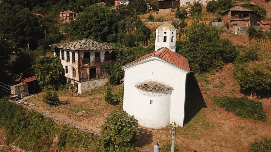 Църква "Св. Богородица" - с.Добралък