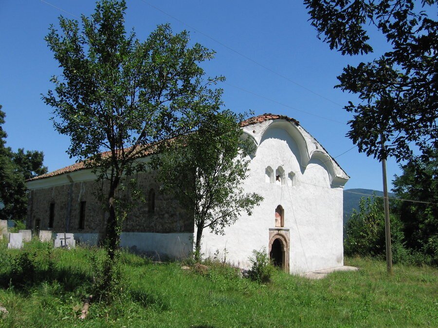 Църква "Свети архангел Михаил" - Ваксево