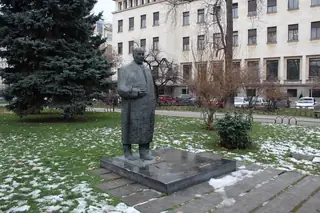 Паметник на Атанас Буров - София — София