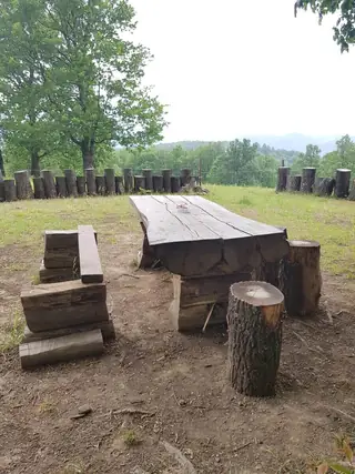 Зона за отдих и барбекю - с.Орешак — Троян