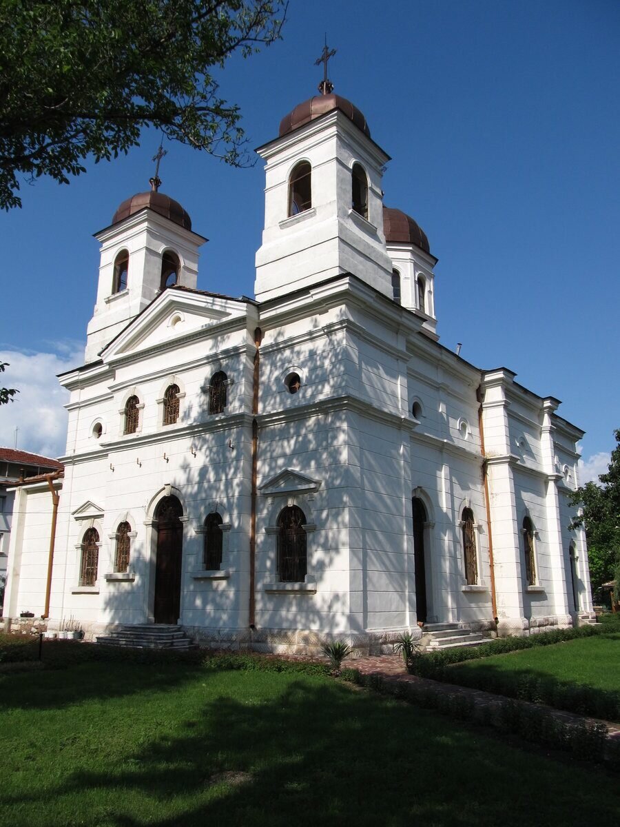 Храм "Св. Св. Константин и Елена" - Враца