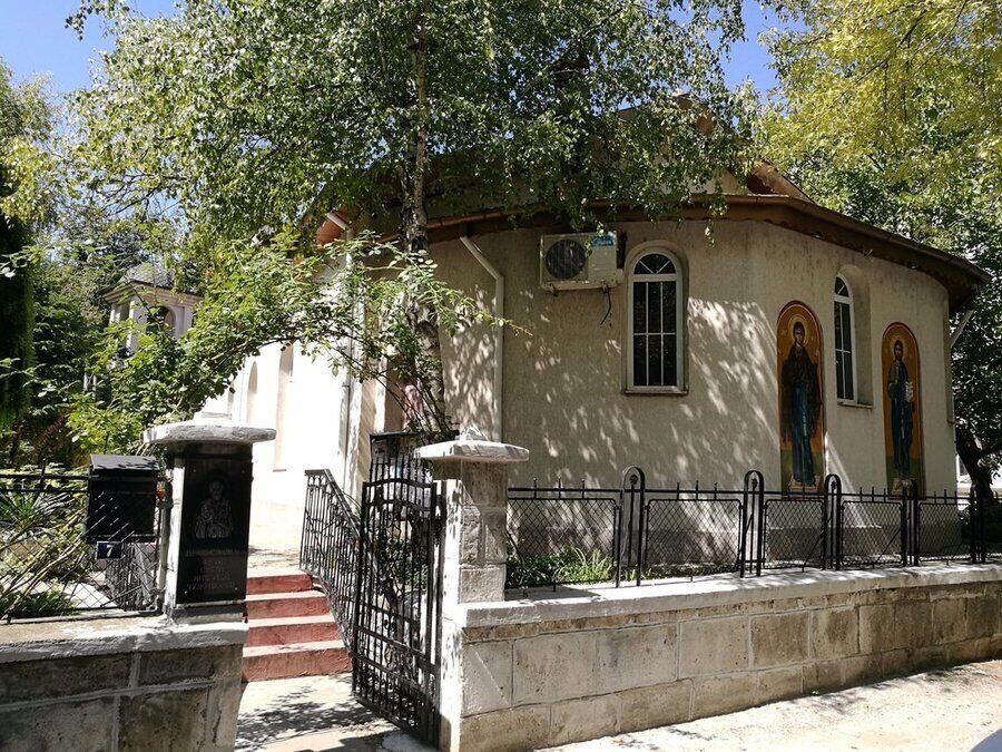 Православен храм "Свети Николай" - Русе