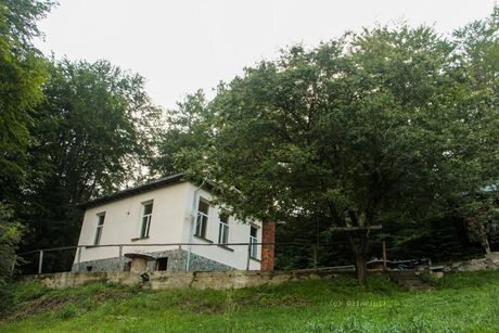 Хижа "Лескова"