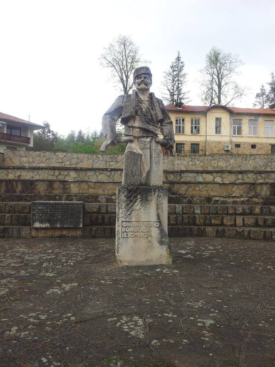 Паметник на Филип Тотю - Вонеща Вода