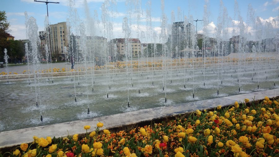 Фонтаните на НДК - София