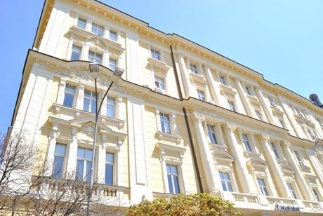 Сграда на бившата Централна Кооперативна Банка - София