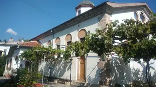 Храм "Пресвета Богородица" - Пещера — Пещера