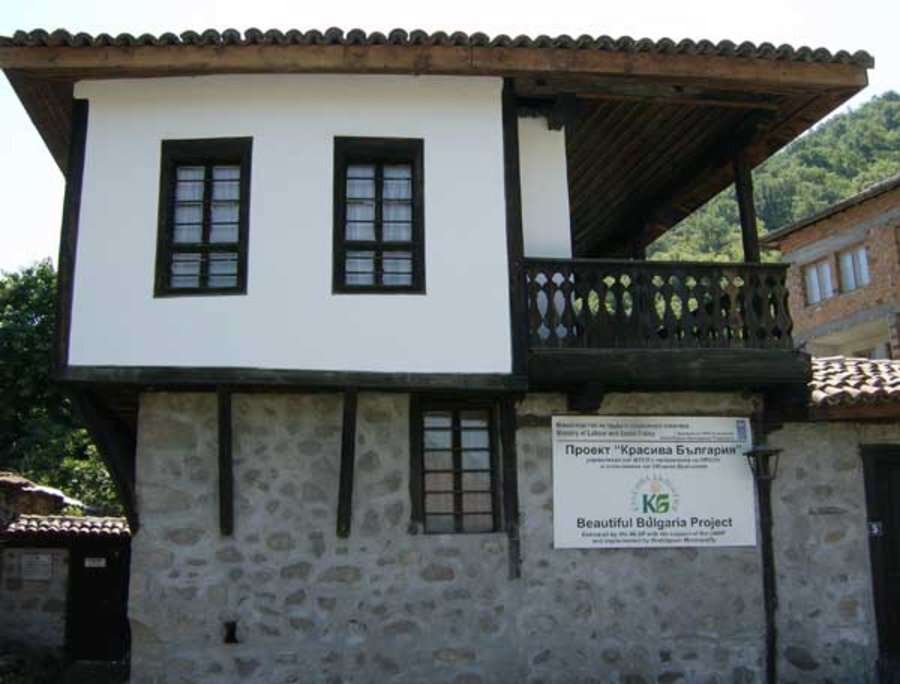 Къща-музей "Петлешкова къща" - Брацигово