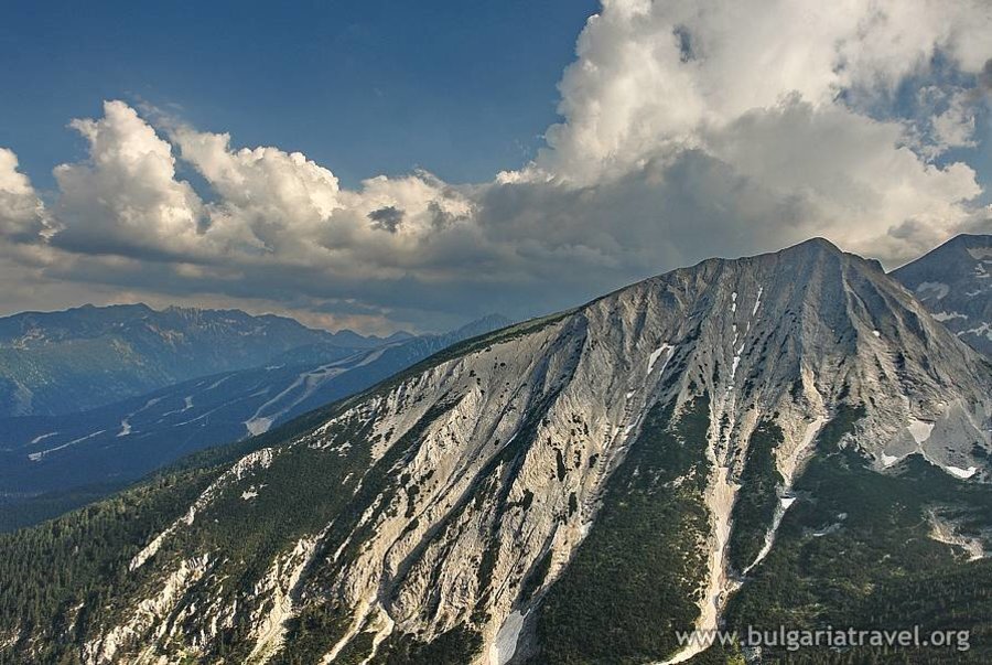 Резерват "Баюви дупки - Джинджирица"