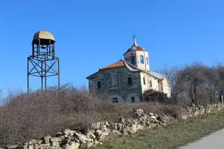 Църква "Успение Богородично" - Малорад — Малорад
