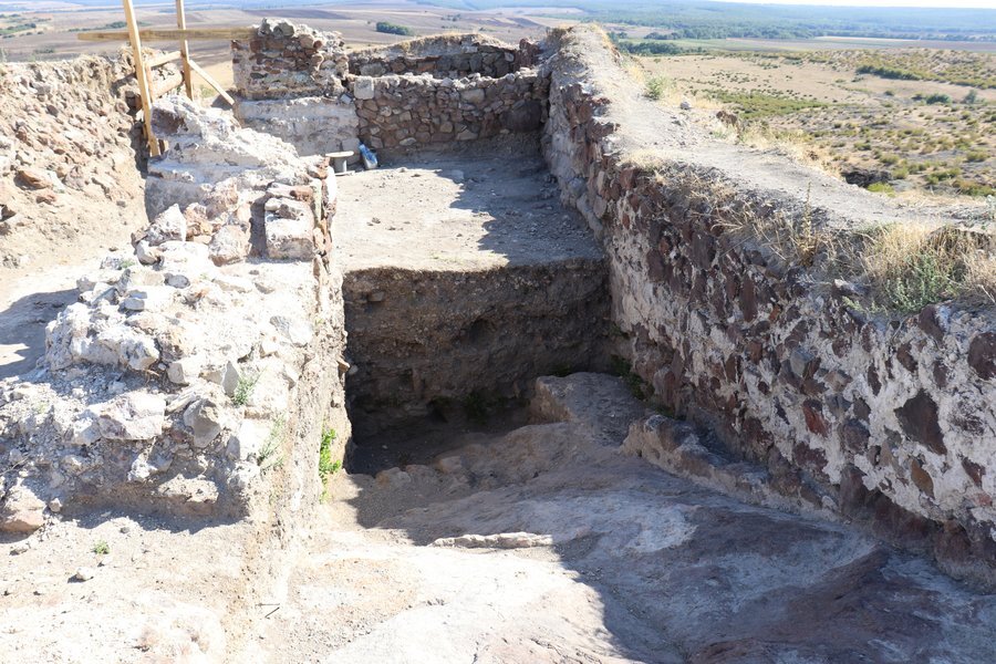 Средновековна крепост Русокастро - Константиново