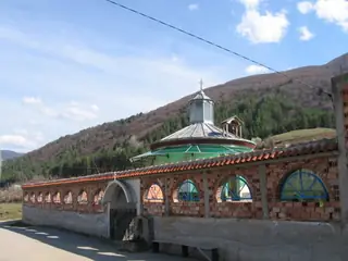 Параклис "Рождество Богородично" - Сапарева баня — Сапарева баня