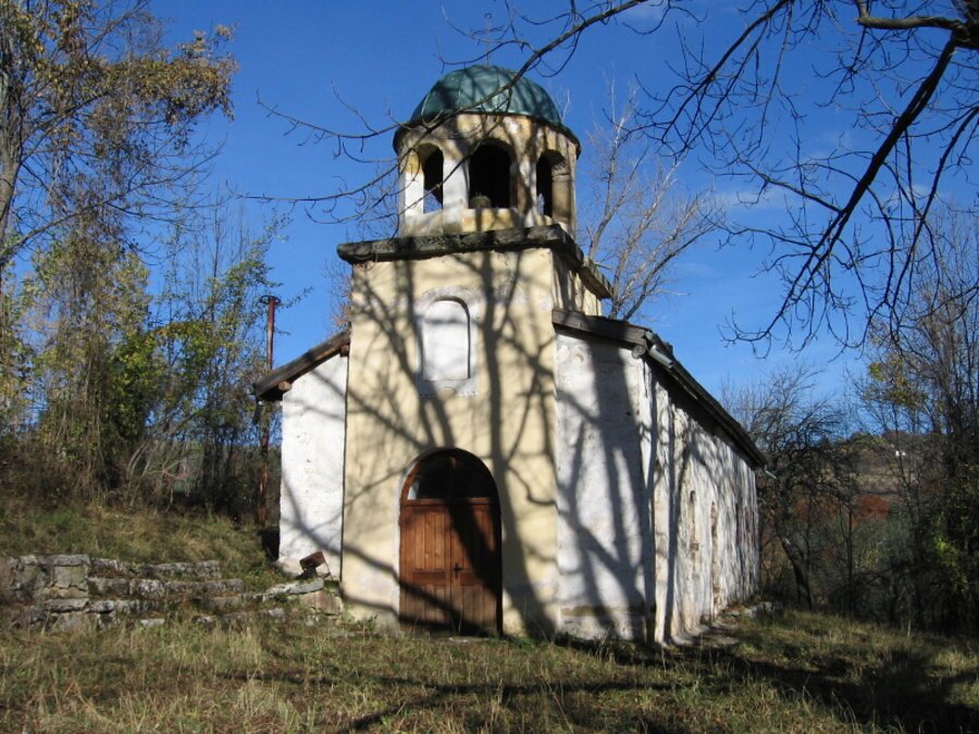 Църква "Св. Николай Мирликийски - Чудотворец" - Гинци