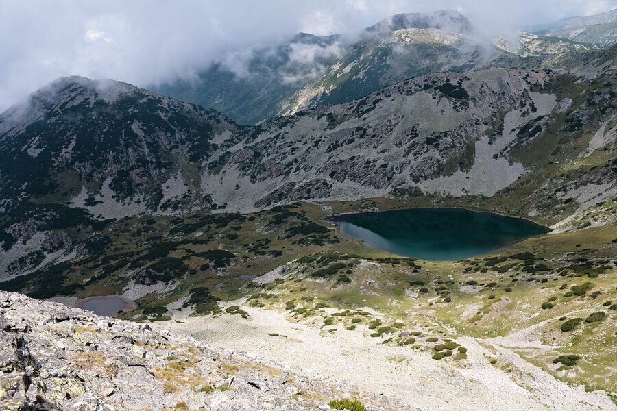 Караомерички езера