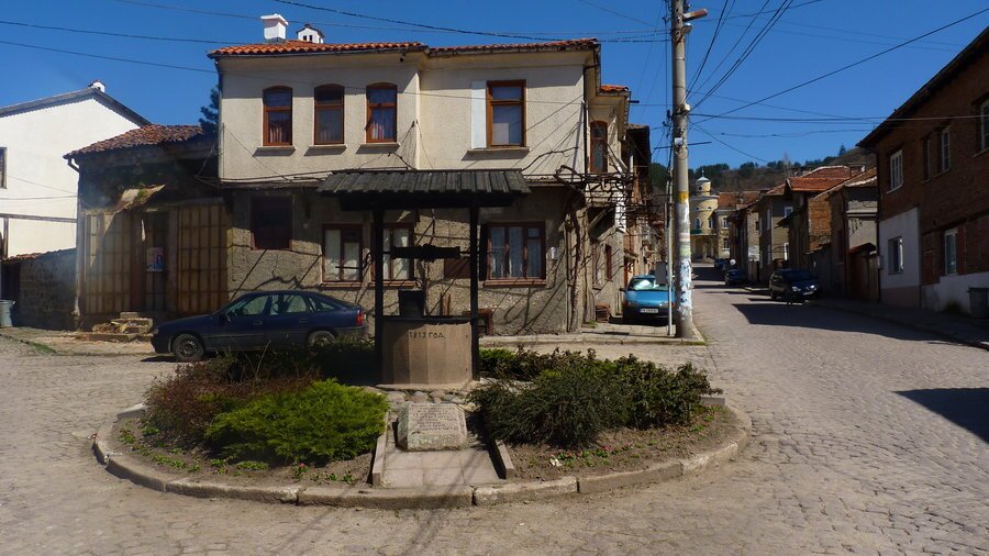 Площад "Синджирли бунар" - Брацигово