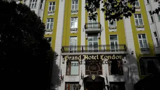 Сградата на Гранд хотел "Лондон" - Варна — Варна