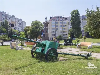 Паметник на загиналите за Родината - София — София