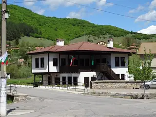"Гуговата Къща" - с. Петрич — Петрич