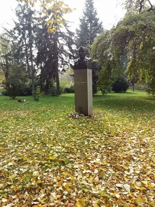 Паметник на Йордан Йовков - София — София