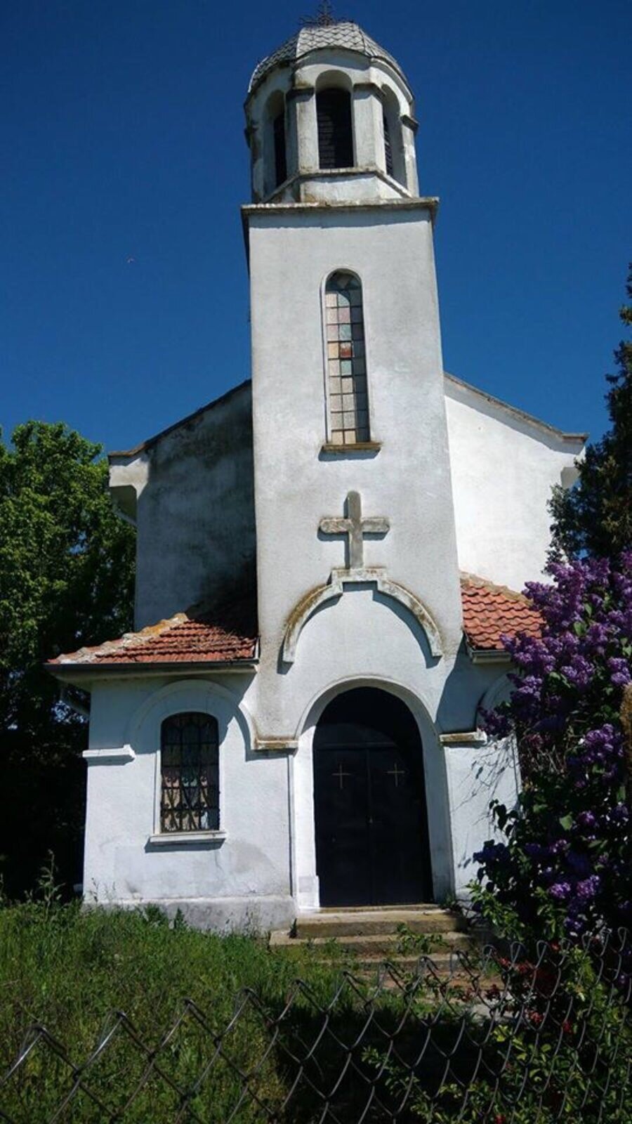 Църква "Успение Богородично" - с.Бял извор